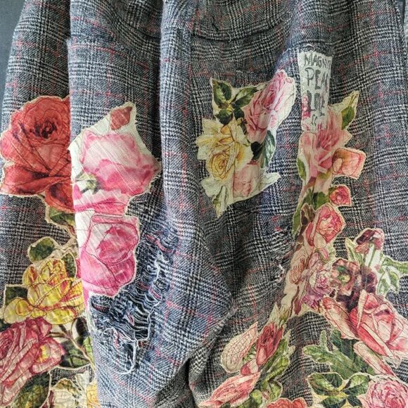 NWT MAGNOLIA PEARL PANTS 425 Applique Flower Miner Pink Floral Riley Black - Picture 4 of 6